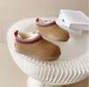 Pantofole Tasman per bambini Scivolo in peluche per bambini Australia Scarponi da neve Scarpe per bambini Stivali invernali Classic Mini Bottino in pelliccia per bambini Ragazzi Ragazze Stivaletti in pelle scamosciata per bambini323