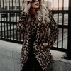 女性の毛皮のフェイクファーニューレディース服ラペルヒョウフェイクファーコート濃厚秋の冬ジャケットT231025
