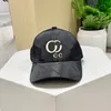 Tasarımcı Nakış Mektubu Beyzbol Şapkaları Erkek Kadın Siyah Beyaz Spor Şapkası Ayarlanabilir Moda Sokak Top Kapakları Açık Güneş Şapkaları Casquette