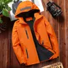 Men S Down Parkas 2023 Men Autumn Cienka Outdoor Kurtka Waterpood Waterbreaker Onderbreaker Artykuł Kurtki dla mężczyzn Rain 231025