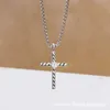 DY Necklace Designer Classic Jewelry Fashion Charm smycken Dy Cross Halsband med populärt inlagd Imitation Diamond Pendant Christmas Gift Jewelry Accessories