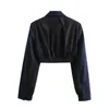 Kvinnors kostymer Kvinnas beskurna blazer 2023 Blue Bomber Jackets Kvinnor Autumn Shoulder Pays Outerwears Fashion Lapel Long Sleeves Coats