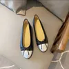 París Luxury Channeles Diseñador Black Ballet Flats Zapatos Mujeres Marcas Acolchadas Slip de cuero genuino en bailarina de la moda