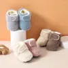 First Walkers Born Peluche Scarpe per bambini Stivali caldi invernali con suola morbida per neonati Stivaletti ispessiti antiscivolo 0-24M