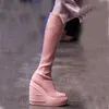 Stövlar 2023 Spring New Wedge Heel Tjock Sole Round Toe High Heel Kne Length Boots Fashion Sexy Model Show Women's High Boot T231025