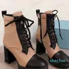 Designer Dames Plaque Laarzen Lace Up Platform Enkellaars Dames Nylon Zwart Lederen Combat Laarzen Hoge Hak Winterlaars Cm cm met Doos NO