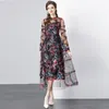 Lässige Kleider 2023 Herbst Fashion Runway Langes Kleid Damen Französisch Print Stitching Mesh Heavy Process Elegante weibliche Kleidung