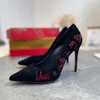 Créateur de mode Talon rouge de haute qualité pour femmes Talons hauts Sandales à semelles en cuir de luxe Talons fins incrustés de strass AAA Pantoufles 1-12 cm Chaussures de dîner H1439