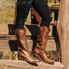 Buty 2023 Oryginalne skórzane buty z cielęcia Mid Calf Women Autumn Vintage Hafted Gruste Obcasy Western Buty Wygodne kowboj, długi bootsl231025