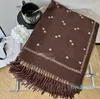 Klassiska bokstäver Designer Scarves Mink Velvet Scarf Thick Long Tassel Shawl Women Reversible Scarves