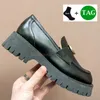 At Bitlik Platformu Loafers Tasarımcı Elbise Ayakkabı Kadın Deri Deri Lug Sole Loafer Yıldızlar Arı Embroidere Spor Sakinleri Lüks Tuval Günlük Ayakkabı Mokasenleri Kadın