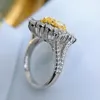 Anéis de cluster Hoyon Flor de luxo feminino gem anel grande ovo amarelo diamante cristal incrustado com diamantes colorido 925 cor de prata