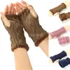 Förtjockade handskar korta stickade fingerlösa plyschärmar vinter varma pälshandskar kvinnors handskar DF302