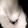 Pendant Necklaces Vintage Bats Heart Necklace For Women Men Trendy Bat Shaped Chain Choker Jewelry Accessories Girlfriends Gift 2023