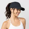 Gorras de béisbol Gorra de béisbol de cola de caballo alta de color puro para mujeres Niñas Deporte Correr Golf Gorras de tenis Paquete Lazo para el cabello Moño alto desordenado Ponycap 231025