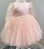 Vestidos curtos elegantes para meninas, flores rosa, gola redonda, tule com laço, linha A, pérolas, comprimento do joelho, vestido plissado