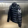 Ciepłe i wiatroodporne kurtki dla projektantów Zimowa moda płaszcz z literami odznaki cekiny dla damskiej kurtki rękawy zdejmowane Streetwear Parkas Coats Multi