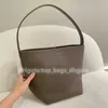 Bucket Top Layer Cowhide Nisch High-End Sensory Communication Qintuo Special Bag Leather Large Capacity Shoulder