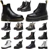 Martens Boots Dr Designer Martins Doc Boot Martin Herren Damen Sneakers Triple Black White Classic Ankle Short Booties Winter Snow Ies