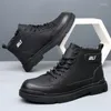 Botlar 2023 Deri Erkekler için Siyah Kahverengi Kovboy Moda Moda Sıradan Ayakkabı İnsan Çalışması