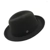 Berets Pork Pie Hat Brim Men kobiety Fedora Classic Gentleman Bowler Cosplay English Panama Jazz Hurt