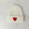 Tasarımcı Çocuk Örme Şapka Bebek Yün Beanie Erkek Kız Sonbahar Kış Sıcak Beanies Çocuklar Kalp Baskı Şapkaları Klasik Kapaklar Esskids CXD2310256