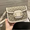 Luxurys designer väska sadel på tygväskor handväska ryggsäck handväska kvinnor mode axelväskor gs crossbody väska totes läder stor kapacitet hästbit 1955 sadelväskor