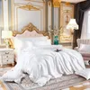 Sängkläder sätter fast färguppsättning med Mulberry Silk Däcke Cover Bed Sheet Pillow Case Luxury Satin Bedlay King Queen Double Twin Size 231025