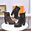 Luksusowe designerskie buty damskie Prawdziwy skórzany motocykl Martin But Winter Chunky Heels Klasyczne nadruki wysokie obcasy botki kostki buty imprezowe Rozmiar 35-40