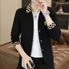 Designer nouveau luxe mode pulls tricotés pour hommes cardigans couleur gris noir pull homme noir décontracté manteaux à la mode polos bouton du cou veste hommes vêtements