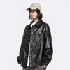 Jackor Kvinnor Black Leather Pu Turndown Collar Vintage Waterproof Jackets och American Retro Parrockar för Womens YQ231025