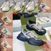 العلامة التجارية الفاخرة Rhyton Dad Ggity Sneakers مصمم أحذية Multicolor Sneakers Beige Men Trainers Vintage chaussures أحذية جلدية غير رسمية أحذية تنس