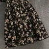 Grundlegende Casual Kleider Frauen Schwarz Floral Chiffon Bogen Rüschen Puppe Kragen Midi Kleid 2023 Koreanische Vintage Summe Elegante Bodycon Party YQ231025