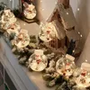 Décorations de Noël 2023 Année Arbre LED Père Noël Bonhomme de neige Lumières Rideaux Mall Shop Window Arrangement 231025