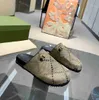 Projektanści mokasyny zjeżdżają kapcie Mule METAL MEATE MEATIN BUCKLE SLIDE Platforme Sandals Bloom Slipper Kobiet drukujący skórzane sandałowe sandały Slipper DayRemit
