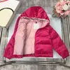 Nueva chaqueta de plumón para bebé, diseño muy cálidas, ropa de invierno para niños, talla 100-160, abrigo con textura de ante para niños, 25 de octubre