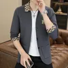 デザイナーの真新しい豪華なファッション編みメンズカーディガンブラックグレーカラーセーターメンカジュアルトレンディコートポロスネックボタンジャケット男性服