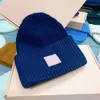 Acne Beanie Winter Designer Beanie Acne Hat Luxury Winter Hat Casquette Knit Bonnet Hommes et Femmes Warm Cap Température Cold Cap 526