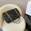 Högkvalitativ axelväska modedesigner plånbok lyxiga handväskor kedja crossbody väska klassiska klaffkvinnor plånböcker