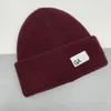 Ny stickad hatt män kvinnor vinter beanie skalle caps casual motorhuve gorro tjocka skallies ganms stickad cap klassisk sport fast färg unisex