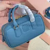 Bolsos de hombro Sombreros Sombreros de cubo Bolso de lujo para mujer 2023 Nuevo bolso cuadrado con letras Bolso de bolos colorido Bolso cruzado de un hombro Commuterbagstylishhandbagsstore