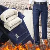 Mens Jeans Winter Wool Velvet Fleece förtjockad rak Midwaist Business Comfort Thermal Denim Trousers 231025
