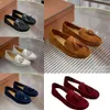 Loro and LP 2023 Cowhide Tassel Round Head Simple Piana Comfortable Massage Soft Sole One Foot Pedal Bean Shoes Casual Shoes Driving Shoes Piana Shoes