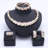 Nouveaux ensembles de bijoux en cristal africain couleur or collier à la mode boucles d'oreilles Bracelet ensemble de bijoux accessoires de mariage