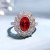 Cluster Ringen 2023 925 Zilver High Carbon Diamond Ring Vrouwelijke 6 9 Persoonlijkheid Mode Bloed Rood Zwaar Werk Gem