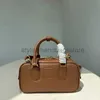 Bolsos de hombro Sombreros Sombreros de cubo Bolso de lujo para mujer 2023 Nuevo bolso cuadrado con letras Bolso de bolos colorido Bolso cruzado de un hombro Commuterbagstylishhandbagsstore