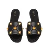 Roman Luxury Designer Woman Slipper Stud Quilted Nappa Leather Man Sandal Flat Rivet Slide Plat Toes Flat Ladies Shoe Outdoor Beach Sandals