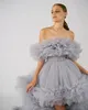 Hög låg tyll prom klänning från axel ruffles Lång formell kvällskulklänning quinceanera klänningar