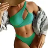 Kvinnors badkläder 2 bit baddräkter Halter Ring Bikini Set med Cover Up kjol Womens Suites Swim Top