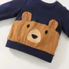 Completi di abbigliamento T-shirt e pantaloni da bambino Completo da uomo Cartoon Bear Stampato Top a maniche lunghe e pantaloni lunghi a righe 6M-3T 231025